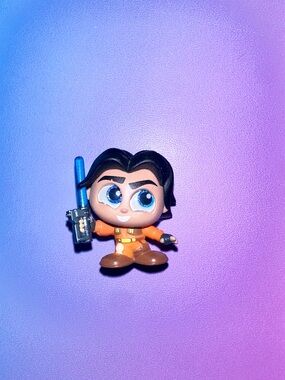 ezra bridger (star wars) ~ rare — disney doorables: series 4